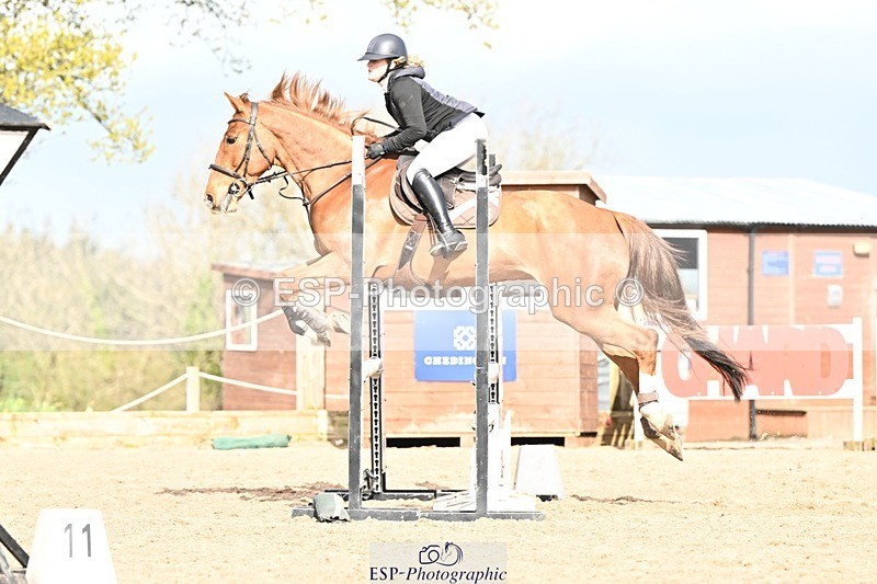 250416-101442-00252 - Cls 1 British Novice and 90cm