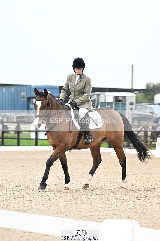 241103-094321-00195 - Intro 3 - 9.40 to 10.40