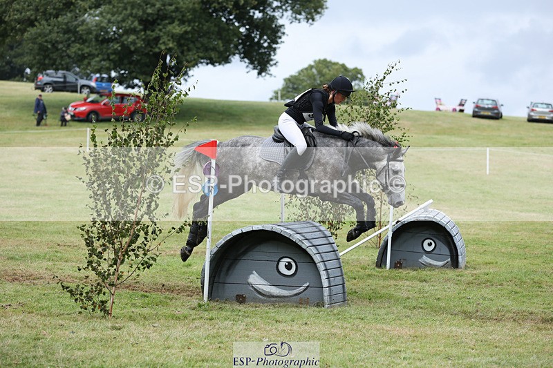 240825X-181239-38502 - 80cm XC 17.30 to End