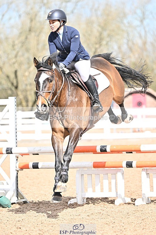 250328-104953-01330 - Cls 8 British Novice and 90cm