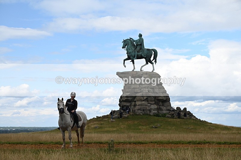 DSC_9645 - Time at Statue 15:11 to 15:58