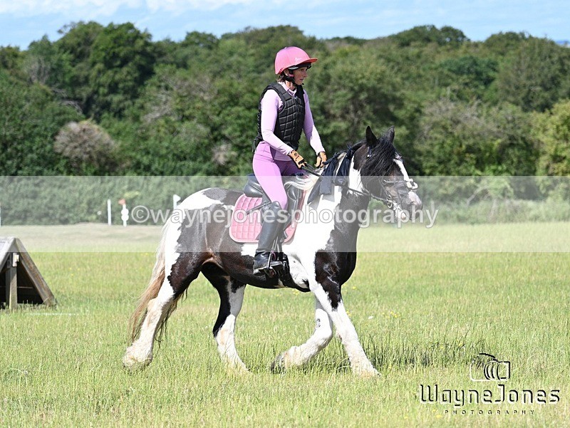 WJ7_9142 - Kellie Jade Ellie XC training with Kelly Harris 28-06-26
