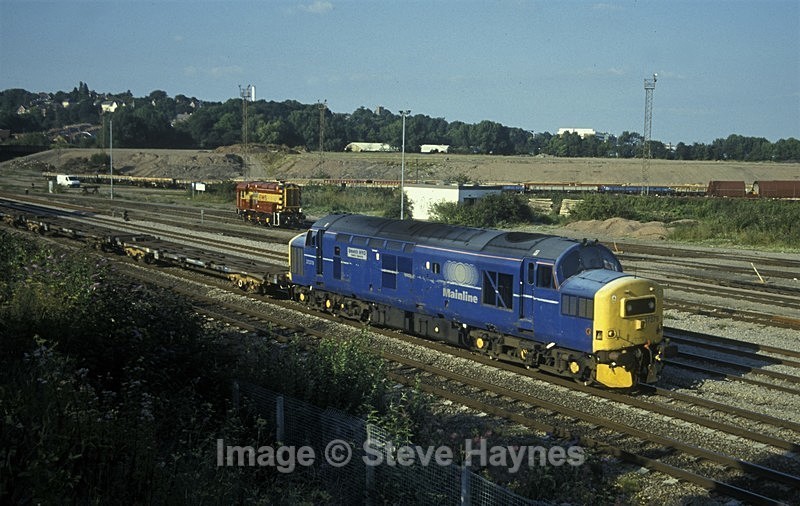 23rd Aug 2000 - Newport Alexandra Dock Junction Yard, Gwent