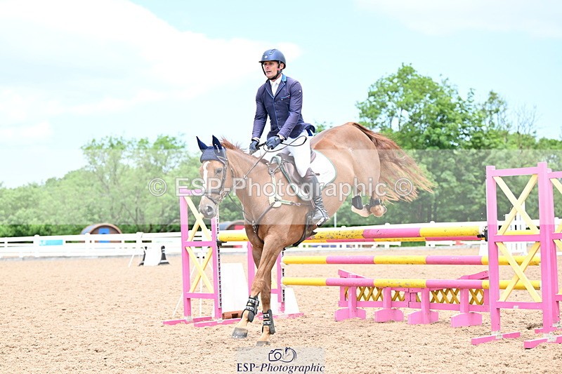 240605A-124137-00361 - Cls 3 Snr 1.05m Open