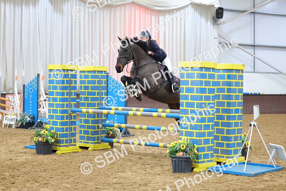 SBM_008543 - Class 21 - Nupafeed Supplements Senior Discovery/ 1m Open - First Round (1.00m)