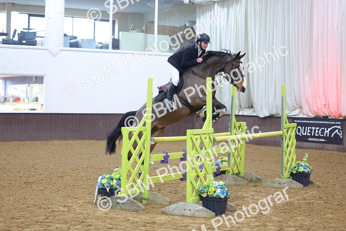 SBM_008672 - Class 22  - Senior Newcomers/ 1.10m Open - First Round (1.10m)