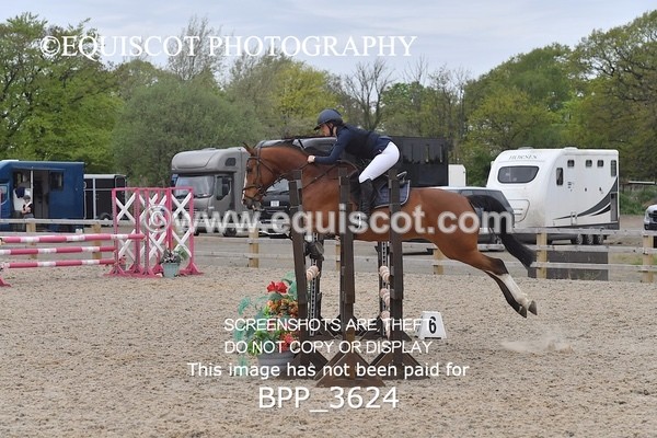 BPP_3624 - CLASS 4 - FRI - Senior BritiNovice/ 90cm Open