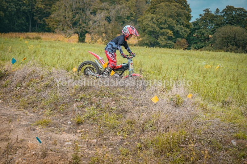 DSCF0327 - Ripon MC Trial 27/09- kids