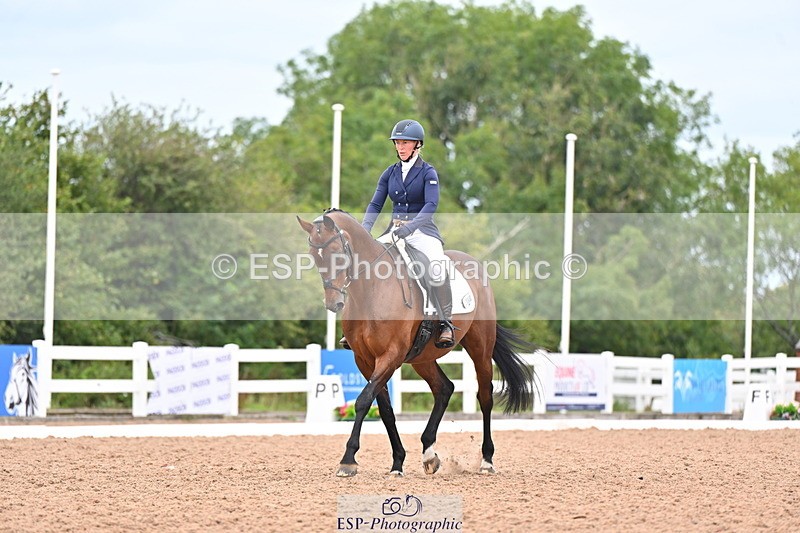 240817A-131740-09277 - 198-Lindsey.Cheffings-Prima