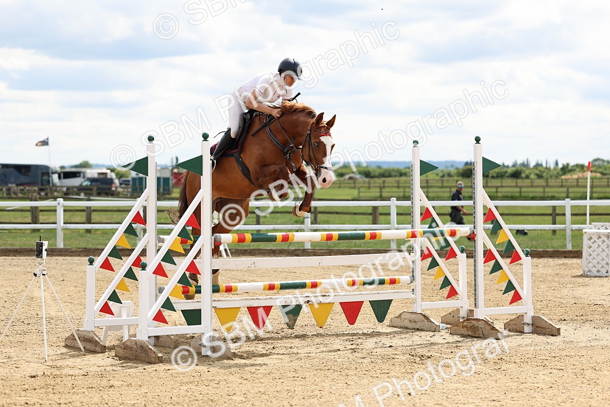 SBM_005917 - Class 19 - Senior Newcomers - 1.10m