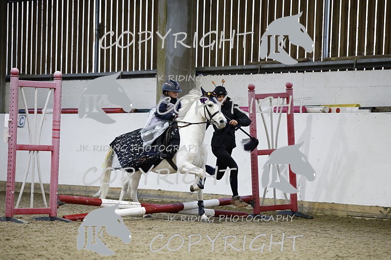 _T0A0670 - Class 1 Cross poles