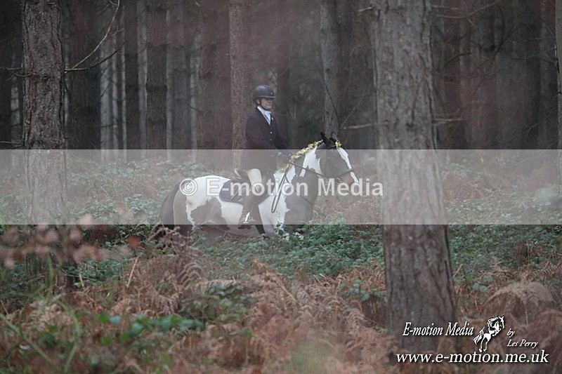 HUPY 261224 125 - Pytchley with Woodland Hunt Boxing Day Meet 26th December 2024