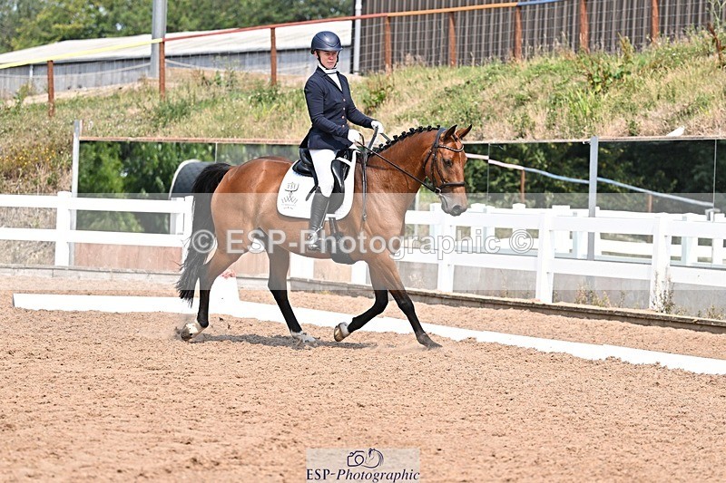 250816-140059-05236 - 151-Shona.MclauchlanLuca.Me.Go