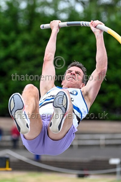 Sen25SAT-925568 - Field Male Set One