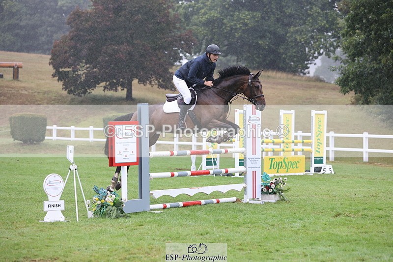 250830A-140336-06870 - Cls 16 Snr Newcomers and 1.10m Open