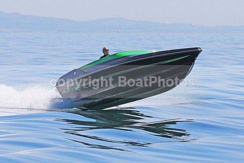 170618 UNNAMED GREEN RACE BOAT 1Y3A4274 - Speedboats