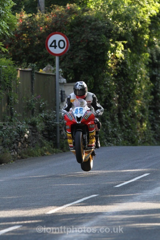 Wayne Kirwan Yamaha / Crossan Motorcycles - Friday Practice - Solos