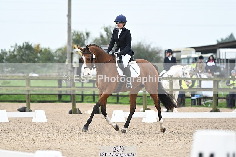 241103-092050-00149 - Intro 3 - 8.30 to 9.30