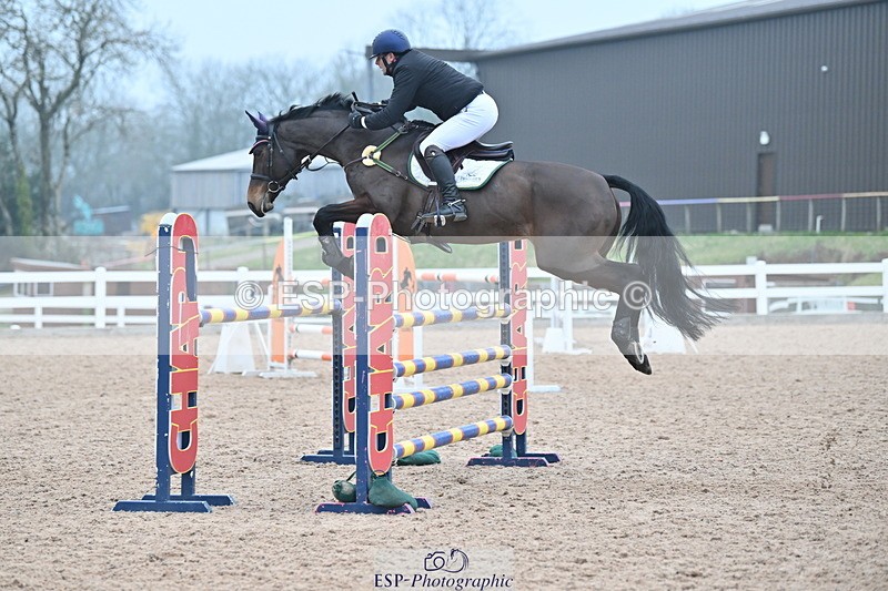 240113A-142551-02345 - Cls 13 Foxhunter and 1.20m Open