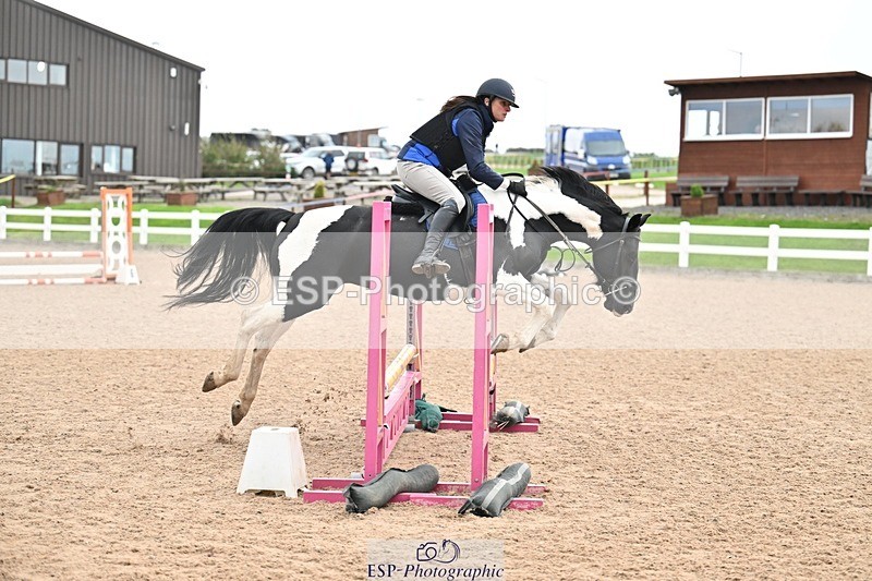 250920-095953-00074 - Cls 20+21 Club and Schools 60cm