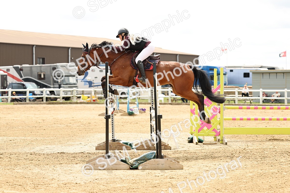 SBM_005374 - Class 17 - Senior Discovery - 1.00m