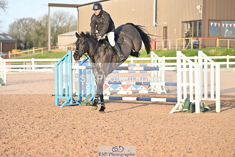 231210A-145352-02844 - Cls 21 Foxhunter & 1.20m Open