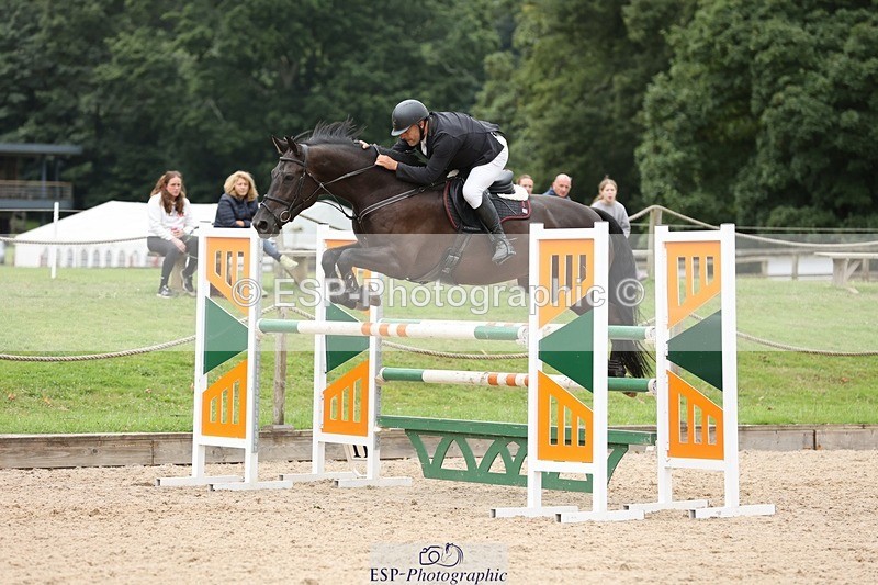 240817-161335-02929 - 06A Snr Fox 1.20m open