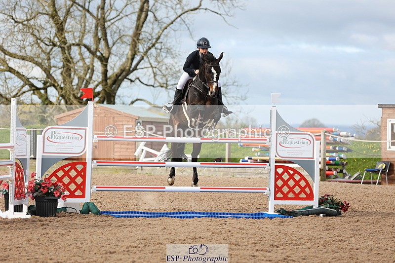 240419A-085836-05240 - Cls 22, 1 Star Gold Tour 1.30m