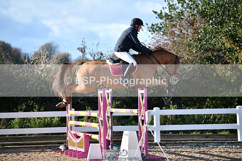231110A-145204-00909 - Cls 6 Foxhunter & 1.20m Open