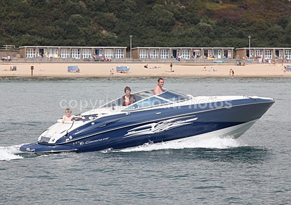 090809 CROWNLINE IMG_7131 - Motorboats - Open