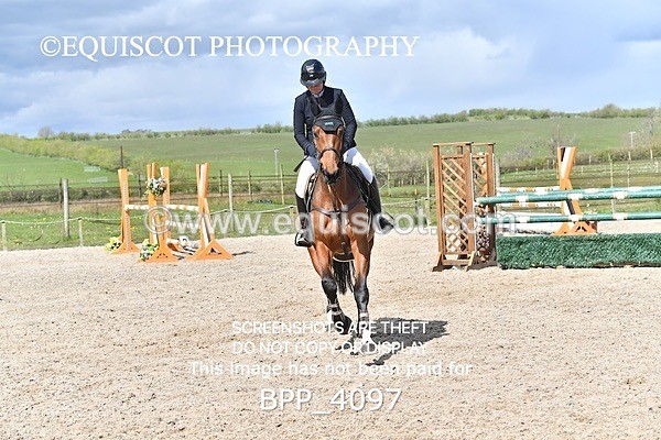 BPP_4097 - CLASS 6 FRI Senior Newcomers/ 1.10m Open