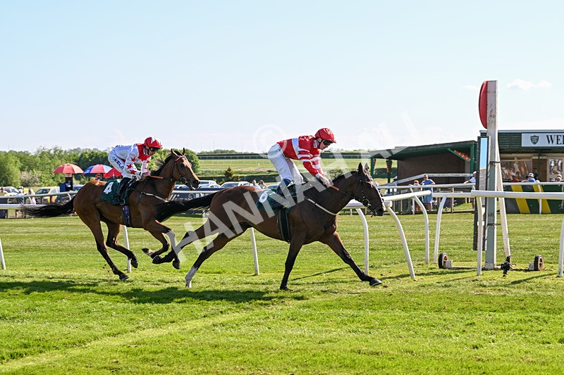 120525-Race 6-Made All-8948 - Race 6