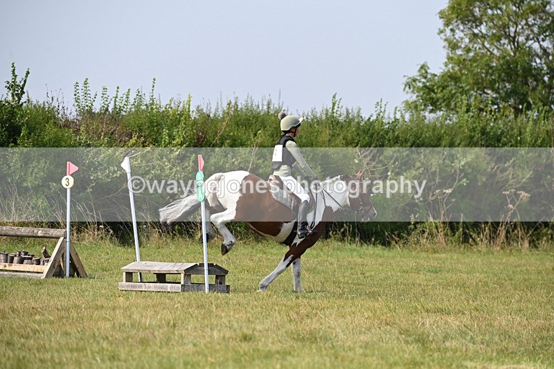 WJ6_2624 - 60cm XC Time 14:21 to 14:47