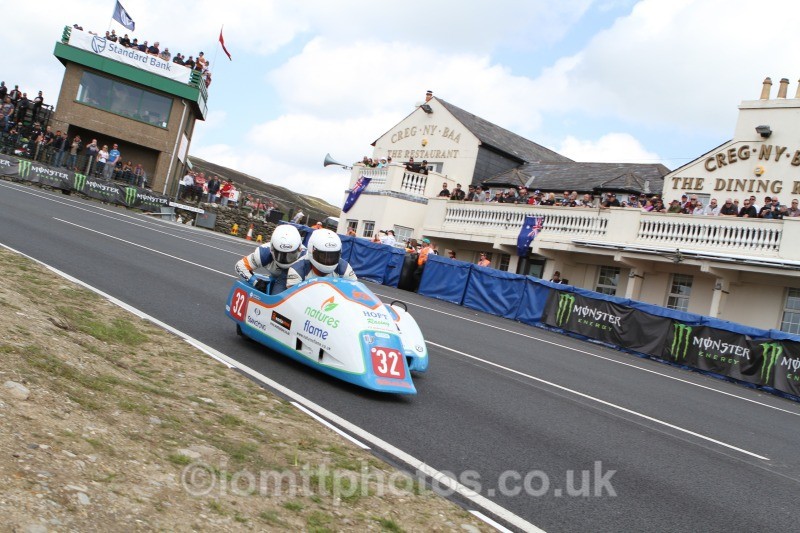 Andy King / Ben Hughes* Natures Flame / Hoft Racing - Sure Sidecar Race 1