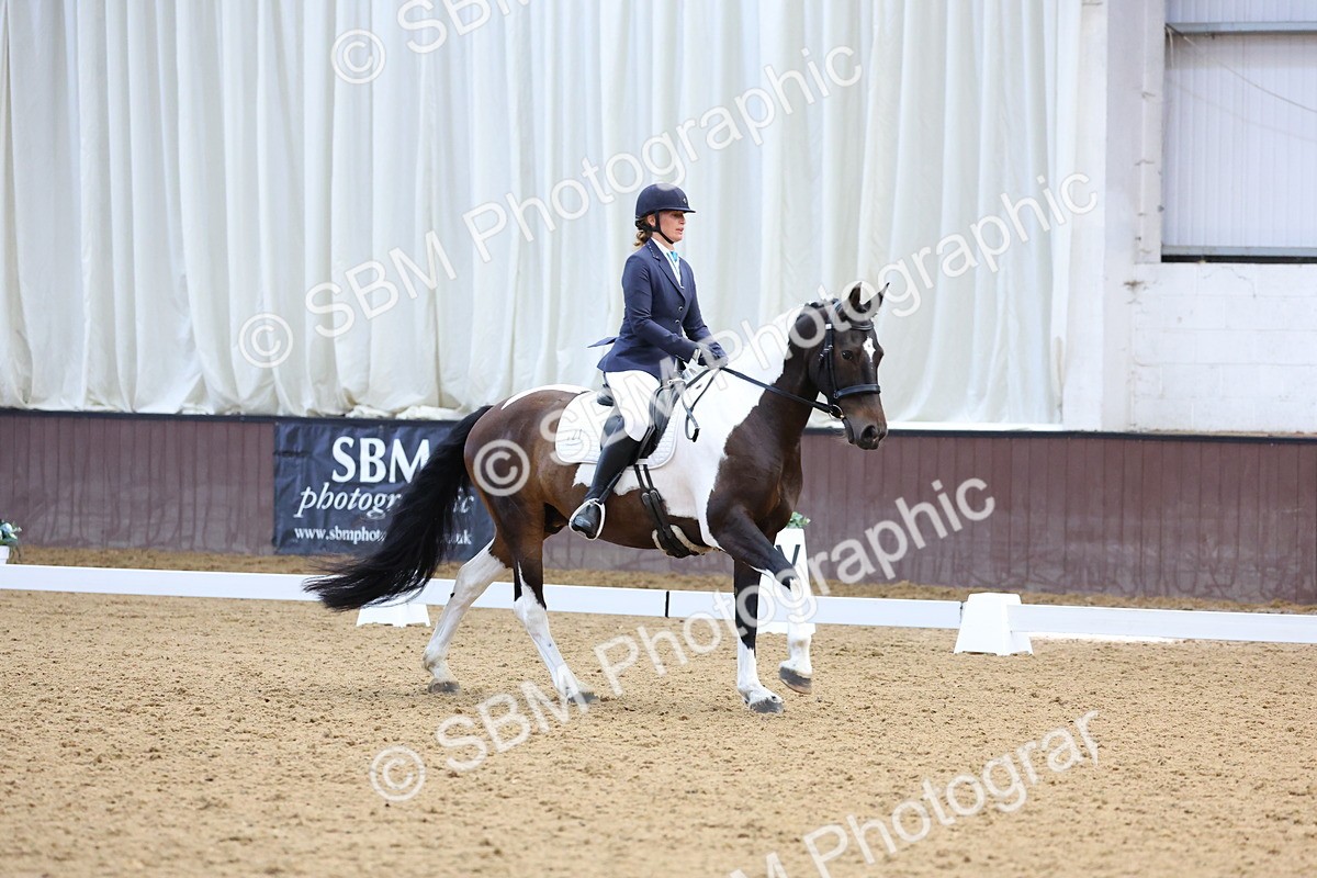 SBM_015892 - Class 15 - Novice FSM - 9.50 - 11.10