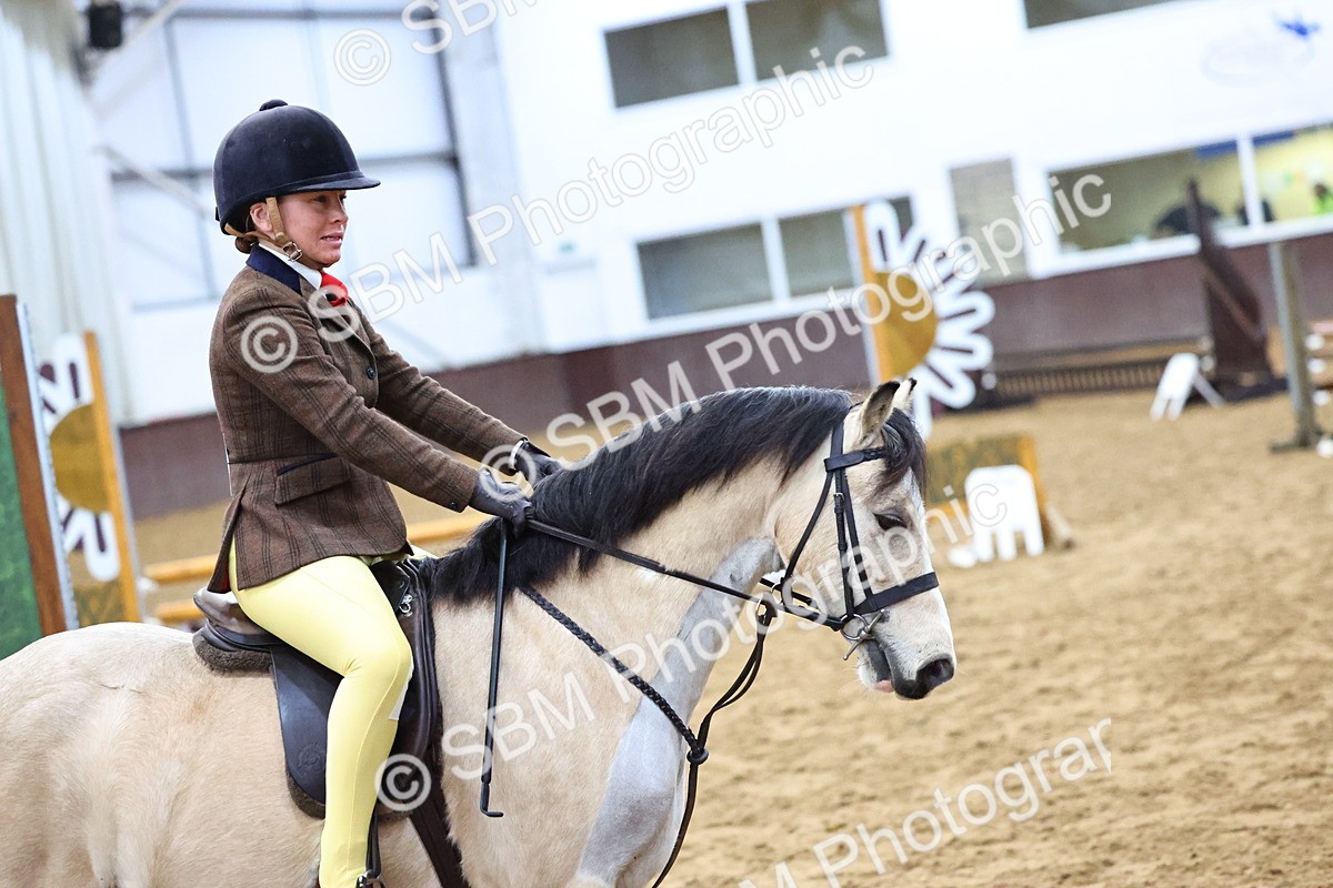 SBM_003129 - Class 35 - 60cm Training Stakes