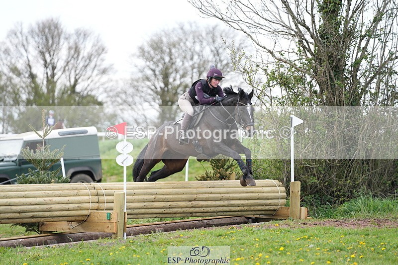 250419-161319-13061 - 669-Morwenna.Barnicoat-MIDNIGHT.ISABELLA