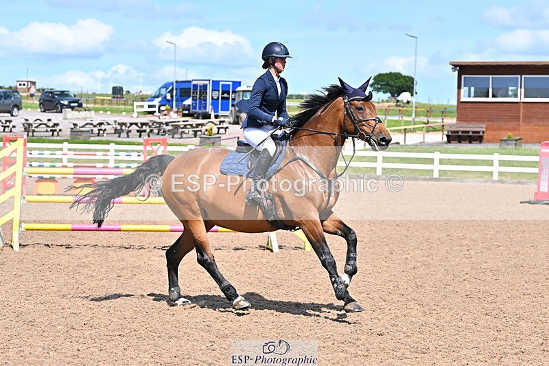 240619A-153605-00881 - Cls 5 Snr Foxhunter and 1.20m Open
