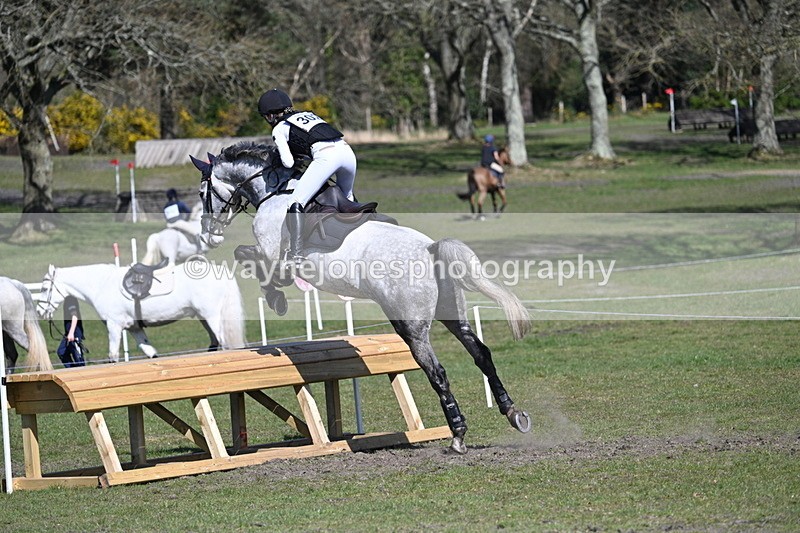 WJ7_1018 - XC Time 13:22 to 13:28