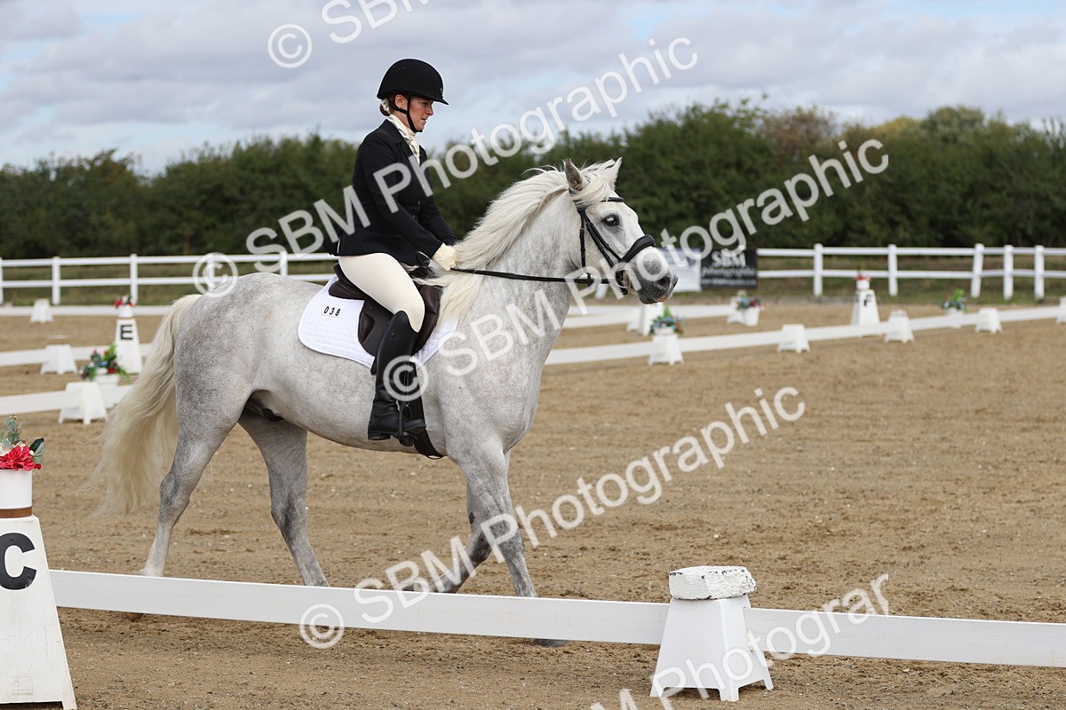 SBM_001462 - Class 2 - Intro 4 Champs - 10.56-11.44