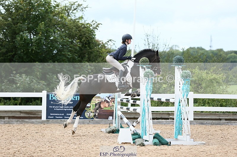 230716A-145408-04108 - Class 25a Pony Fox & 1.10 Open