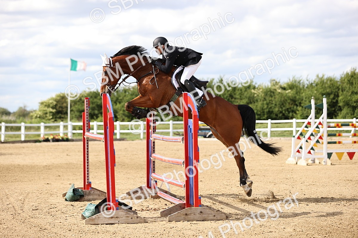 SBM_003654 - Class 13 - Senior Foxhunter - 1.20m