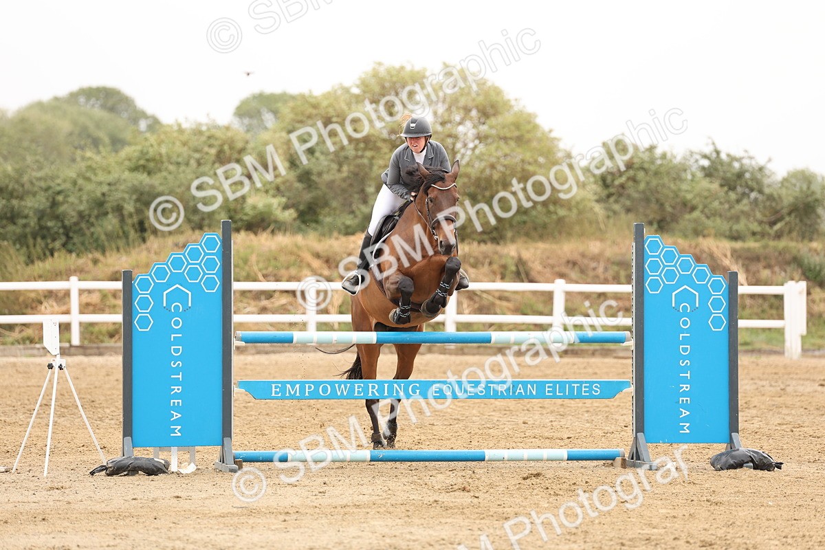 SBM_023997 - Class 6 - Senior Newcomers 1.10m