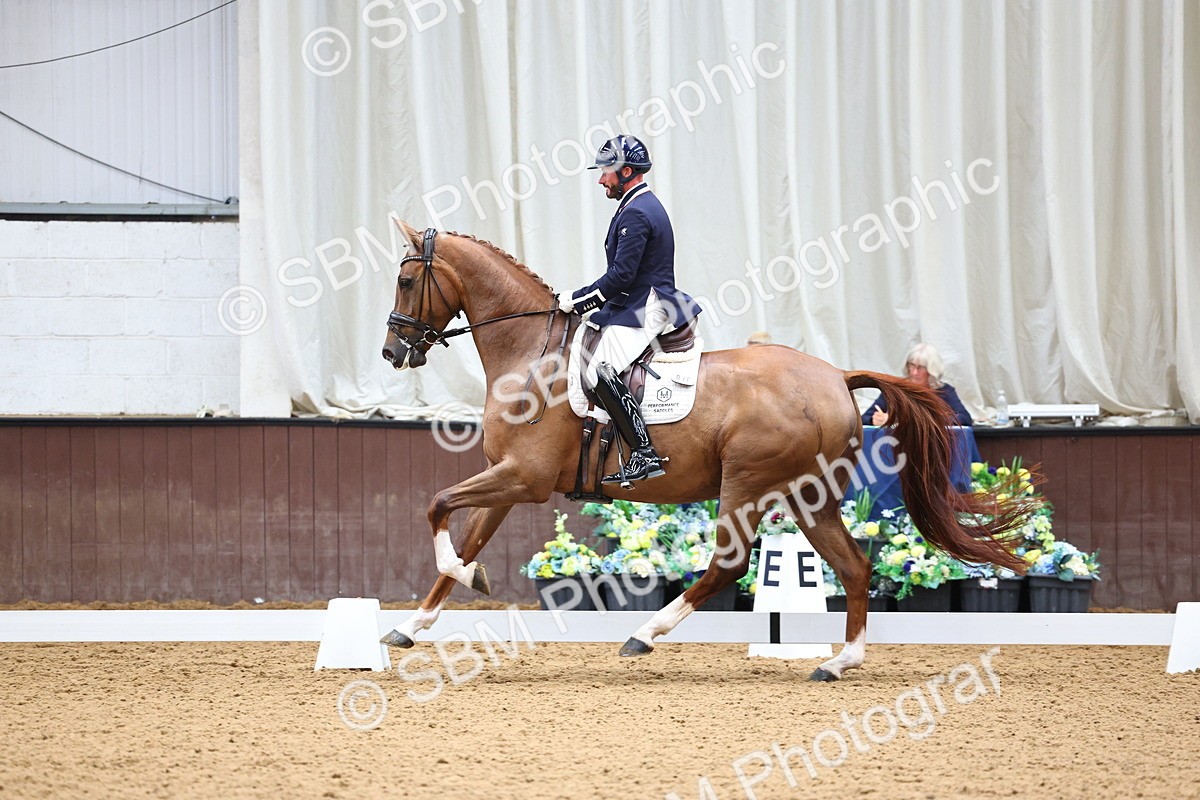 SBM_006384 - Class 5 - novice 6 - 12.04-13.07