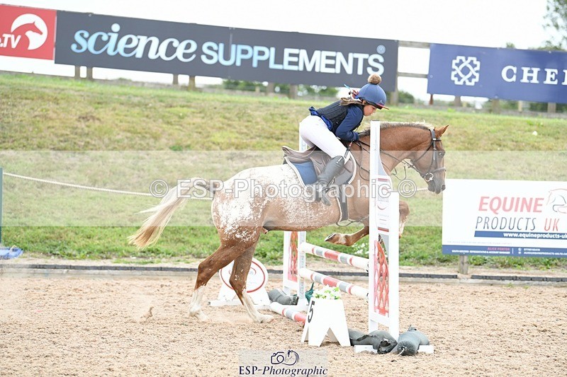 250807-102719-00150 - 70cm Round 1