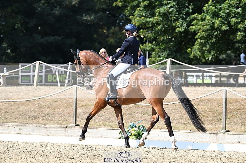 250810A-110436-05693 - 071-Abbie.NewburySeagry.Viceroy