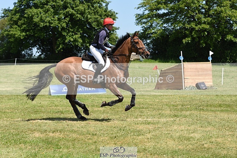 230527-142730-09488 - 327-ROMANTIC-Rosie_Fry-XC