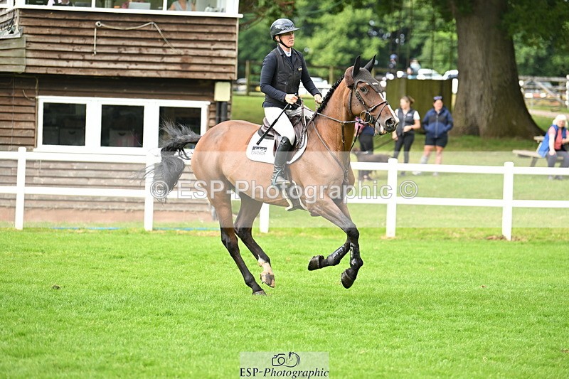 250615A-085252-09300 - Cls 35 Foxhunter
