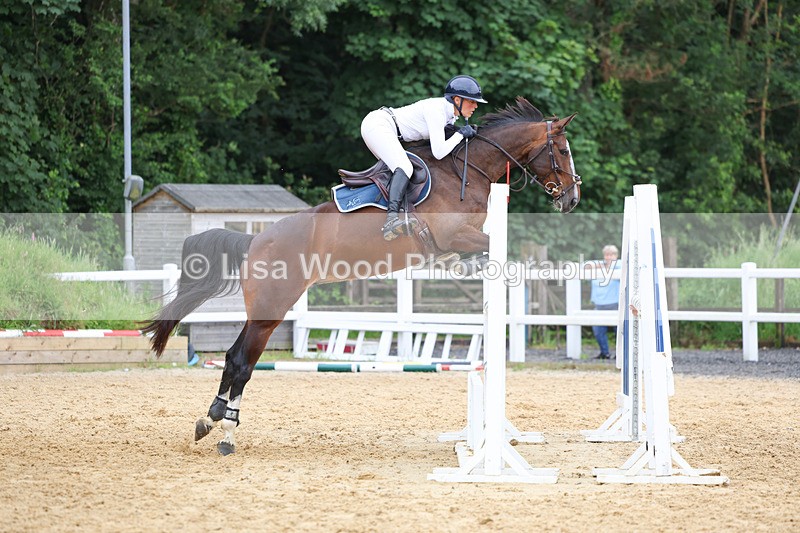 3E7A6585 - Class 9: Senior 1.15m Open