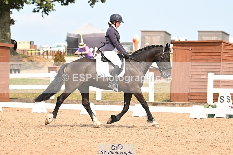 250816-150152-06079 - 027-Samantha.PringTongwynlais.Moon.Dancer